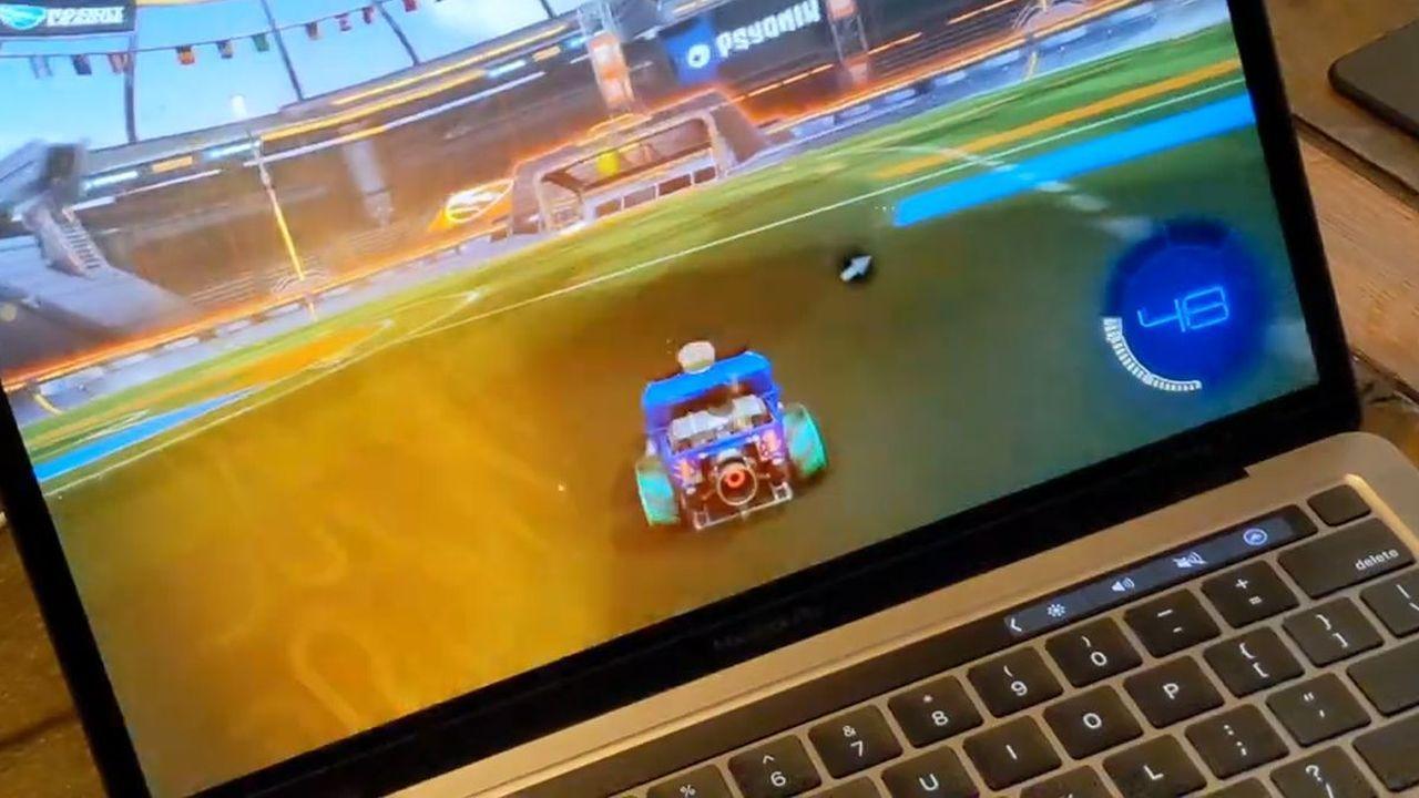 Playing Rocket League on Macbook