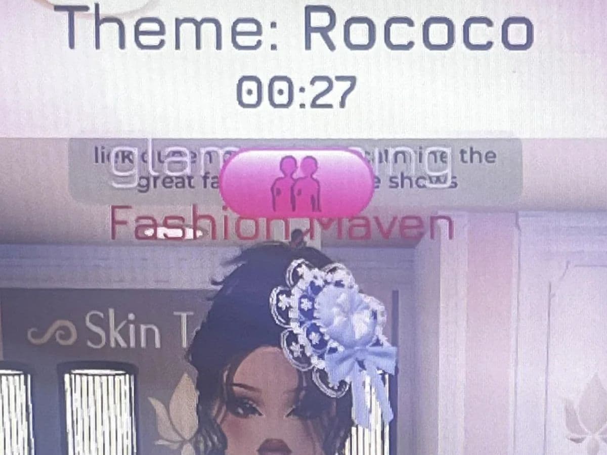 Rococo Dress to Impress outfit