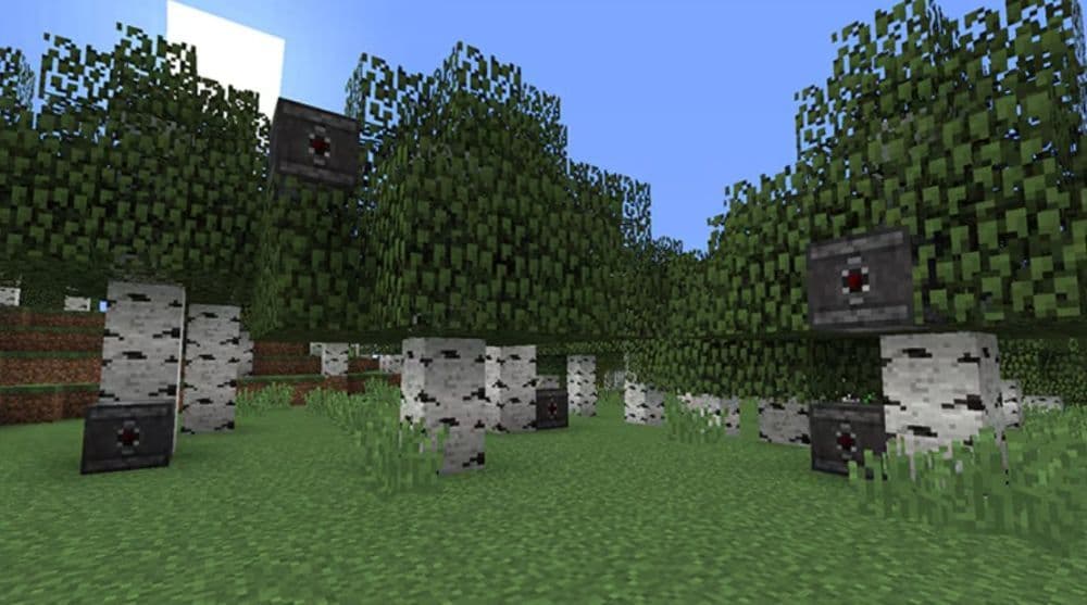 Follow the steps above to activate observer in Minecraft (Image Credit: Minecraft)